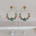 Aros con flores hechos a mano