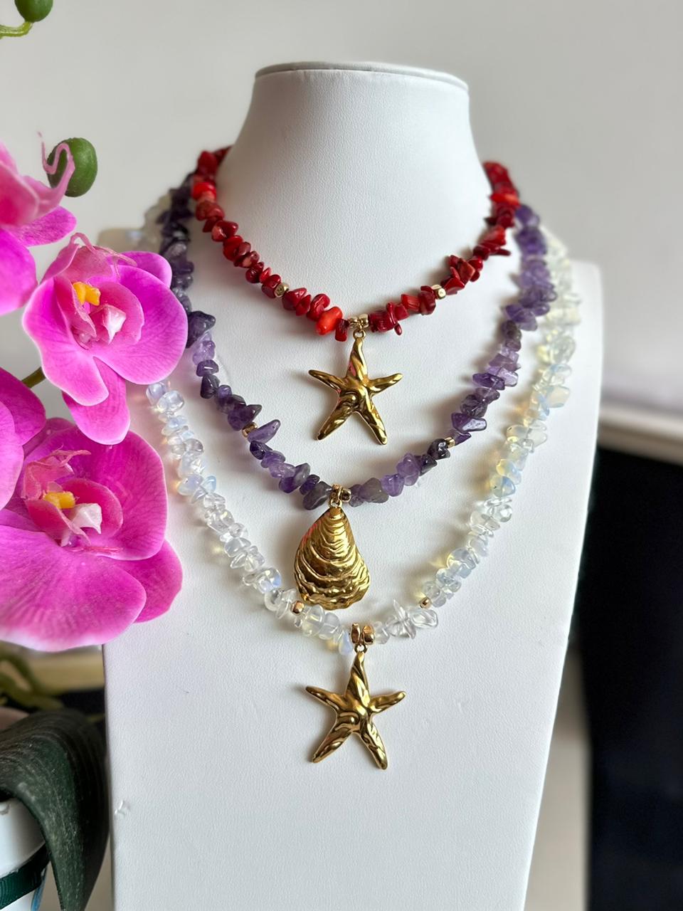 Collar de Opalina con  Estrella Dorada